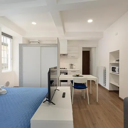Rosita's Apartment Como